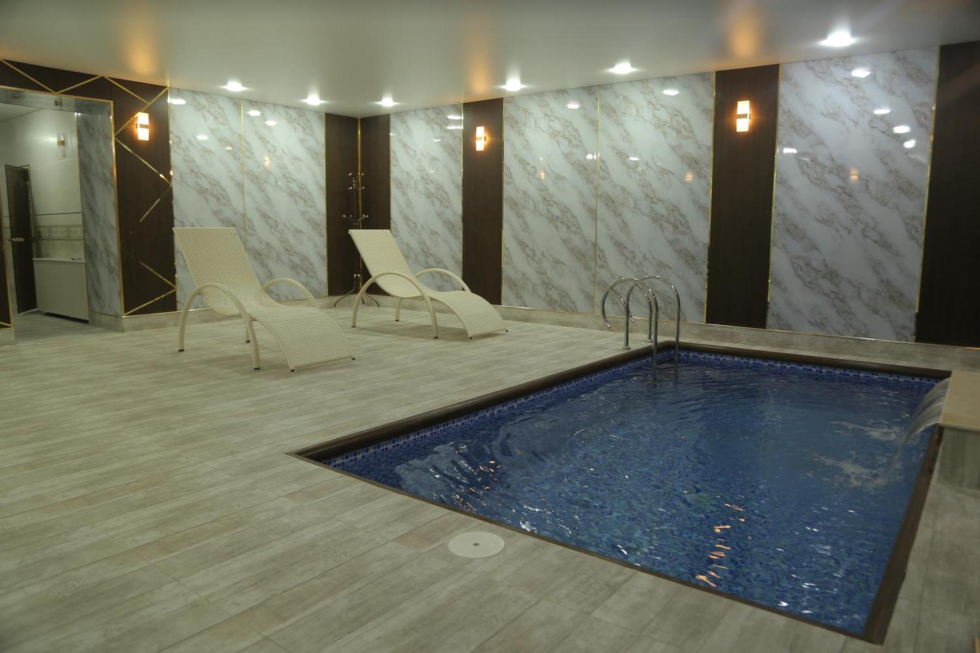 Bek Plus Hotel Takchilik Ngoại thất bức ảnh