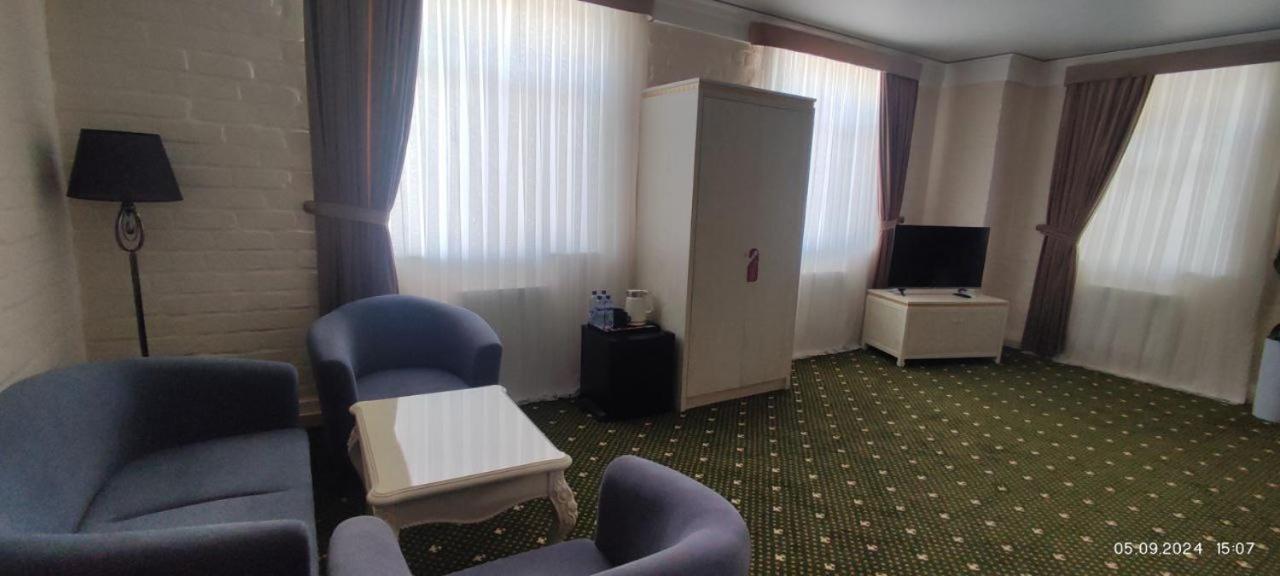 Bek Plus Hotel Takchilik Ngoại thất bức ảnh